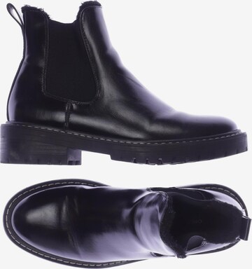 ONLY Stiefelette 39 in Schwarz: predná strana