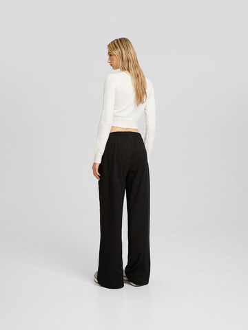 Bershka Wide leg Broek in Zwart