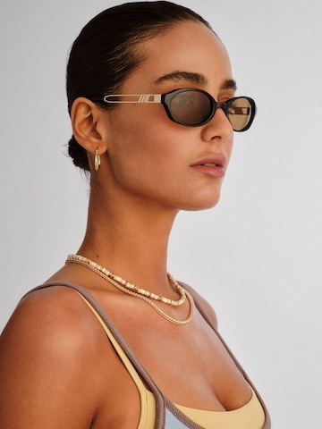 LE SPECS Aurinkolasit 'LUNITA' värissä musta