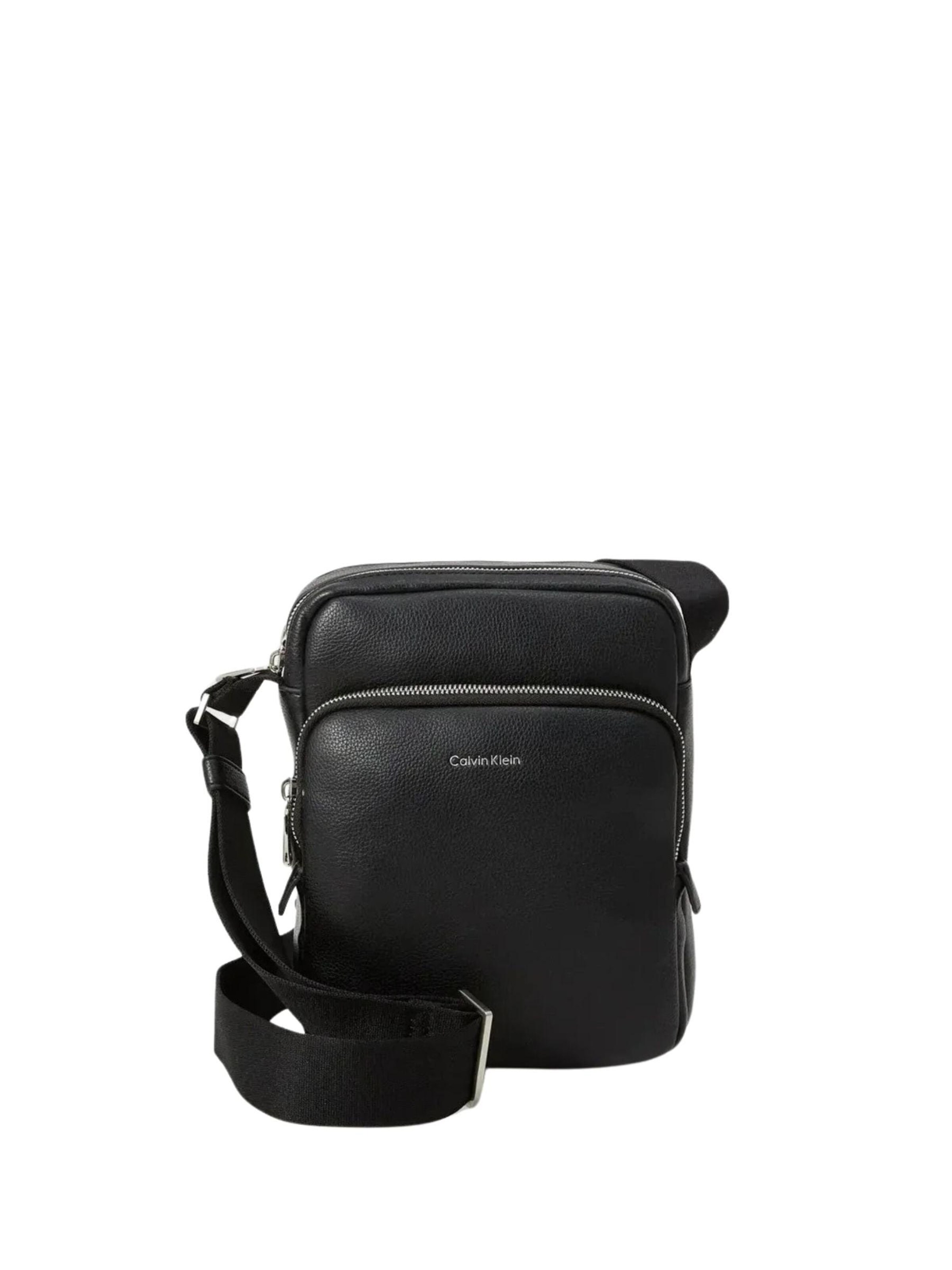 Calvin Klein Crossbody Bag 'RAISED POCKET REPORTER TRACOLLINA' in Black, Item view