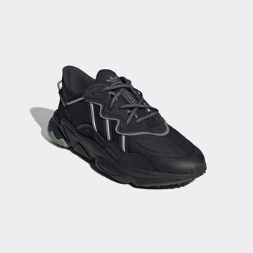 ADIDAS ORIGINALS Sneaker 'Ozweego' in Schwarz