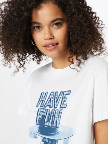 Rich & Royal T-Shirt 'Have Fun' in Weiß
