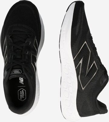 Chaussure de course '680' new balance en noir