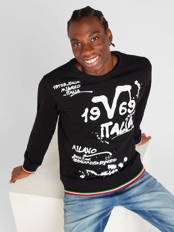 19V69 ITALIA Sweatshirt 'BASTIAN' i svart