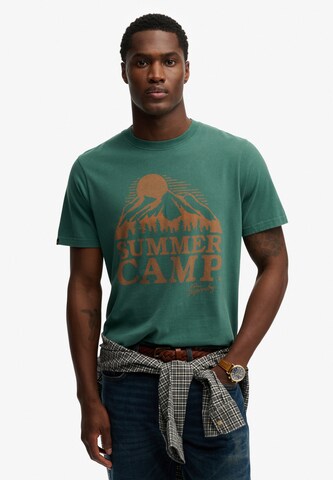 T-Shirt 'Retro Outdoor' Superdry & Co en vert : devant