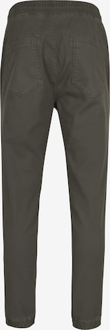 Tapered Pantaloni de la O'NEILL pe verde