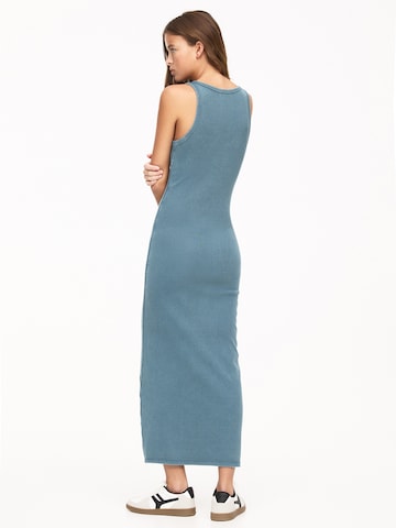 Pull&Bear Kleid in Blau