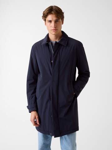 GUESS Between-Season Jacket in Blue: front