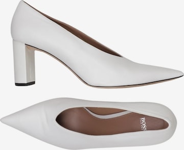 BOSS Black Pumps 39 in Weiß: Vorderseite