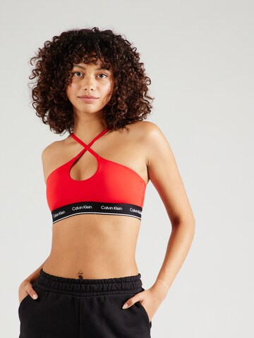 Calvin Klein Swimwear Bustier Bikinitop 'Meta Legacy ' in Rood: voorkant