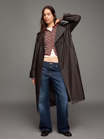 Cappotto di mezza stagione di Bershka in marrone: frontale