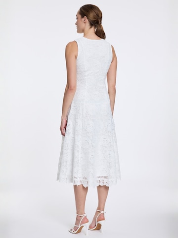 Ana Alcazar Kleid ' Duval ' in Weiß