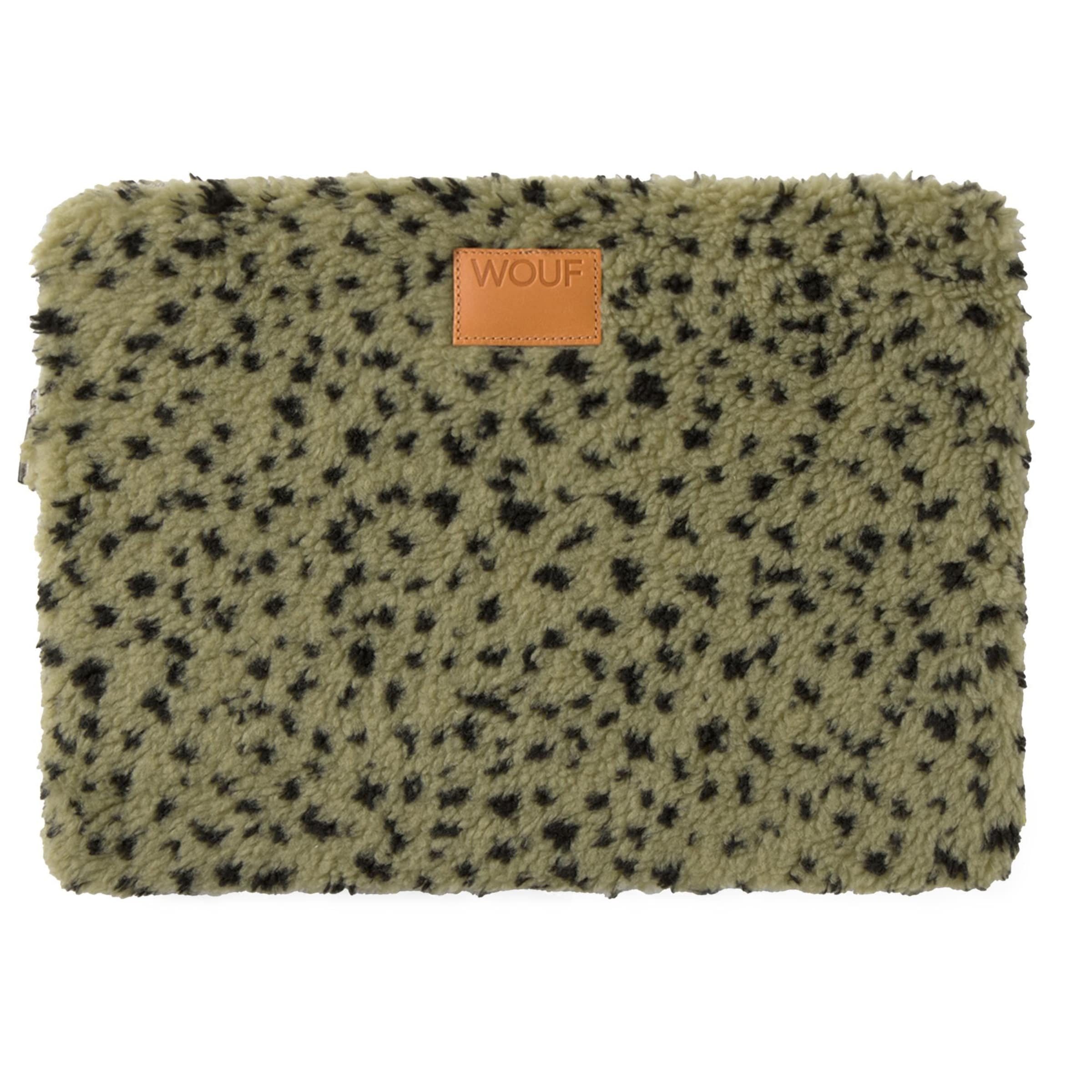 Wouf Laptop bag in Green: front