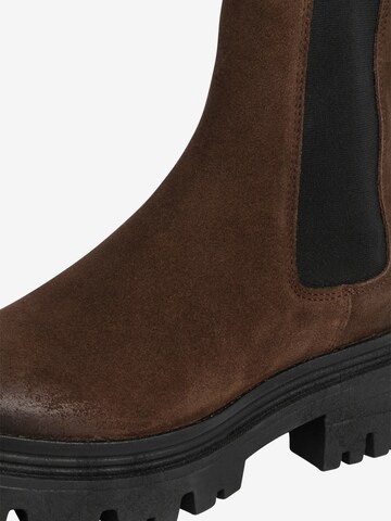 TAMARIS Chelsea Boots in Brown