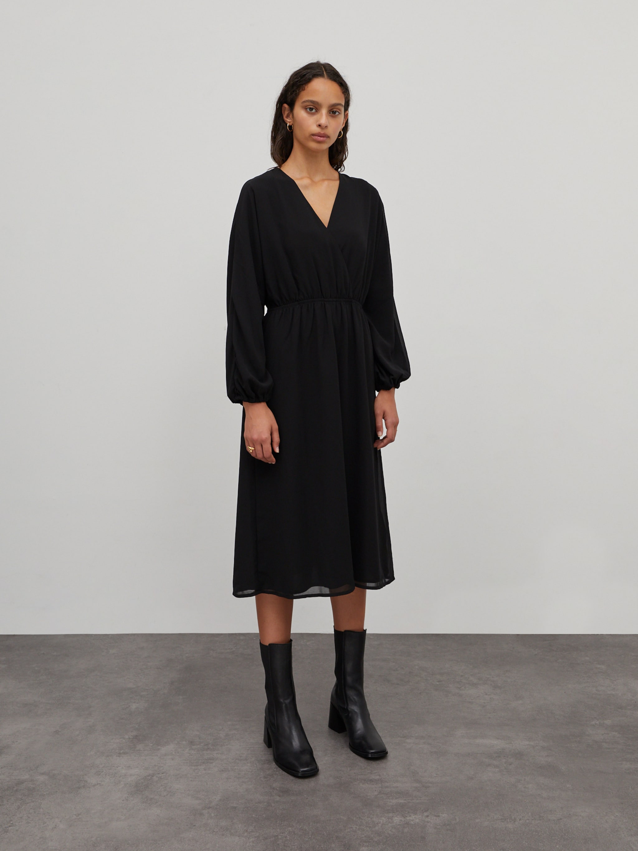 EDITED Producten Jurk 'Adalee' Zwart
