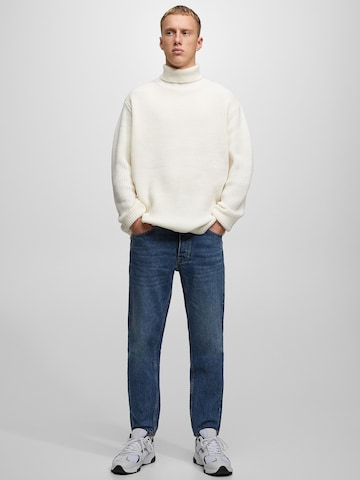 Pull&Bear Regular Jeans in Blauw: voorkant