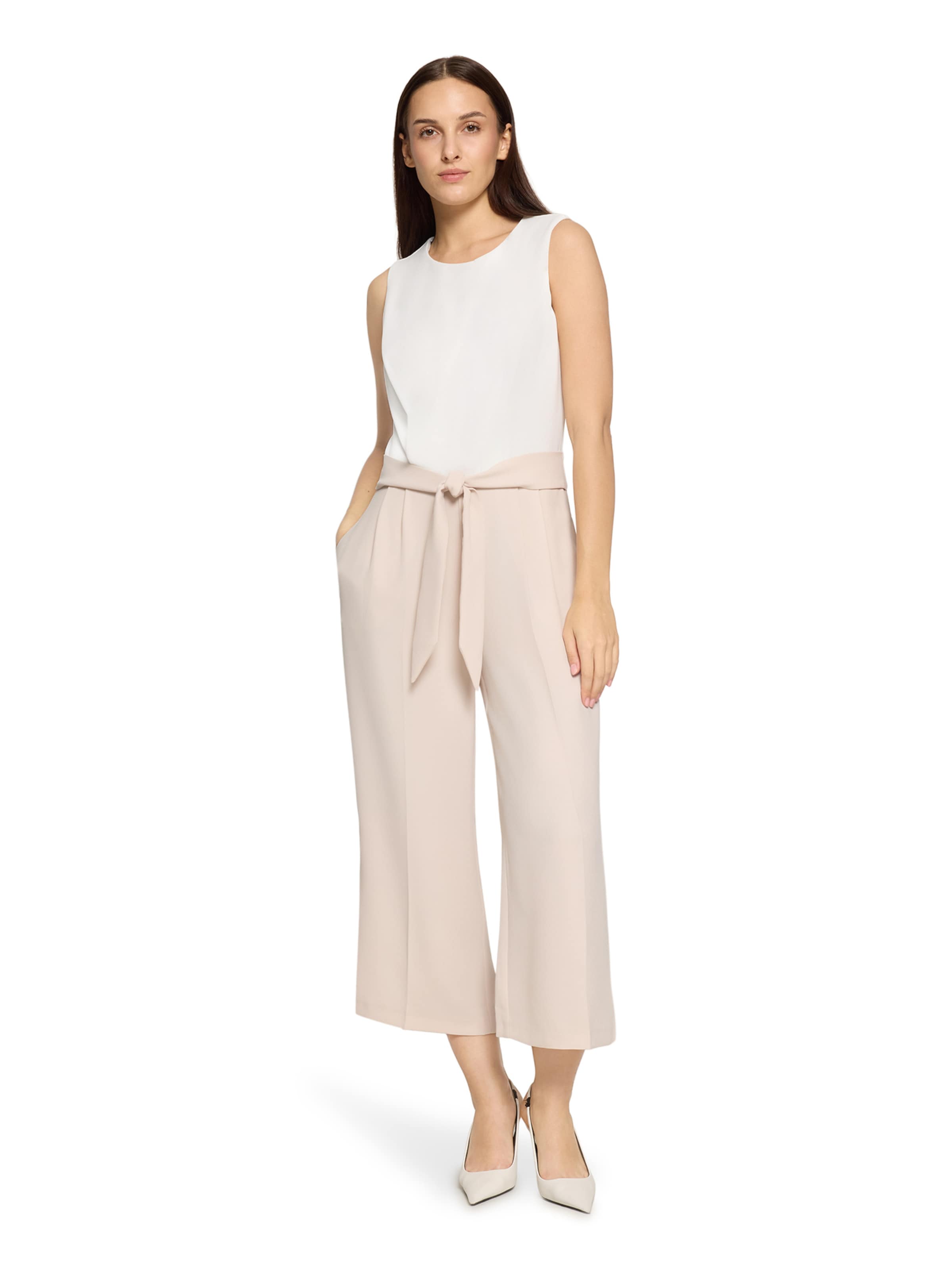 Tuta jumpsuit di Betty & Co in beige: frontale