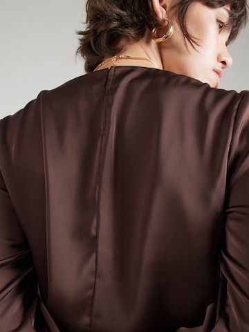 VILA - Blusa 'VIRAVENNA' en marrón
