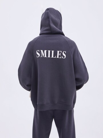 Smiles Sweatshirt 'Finn' - (GOTS) in Grau