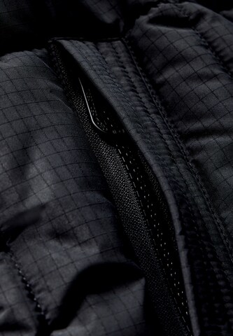 CECIL Mantel in Schwarz