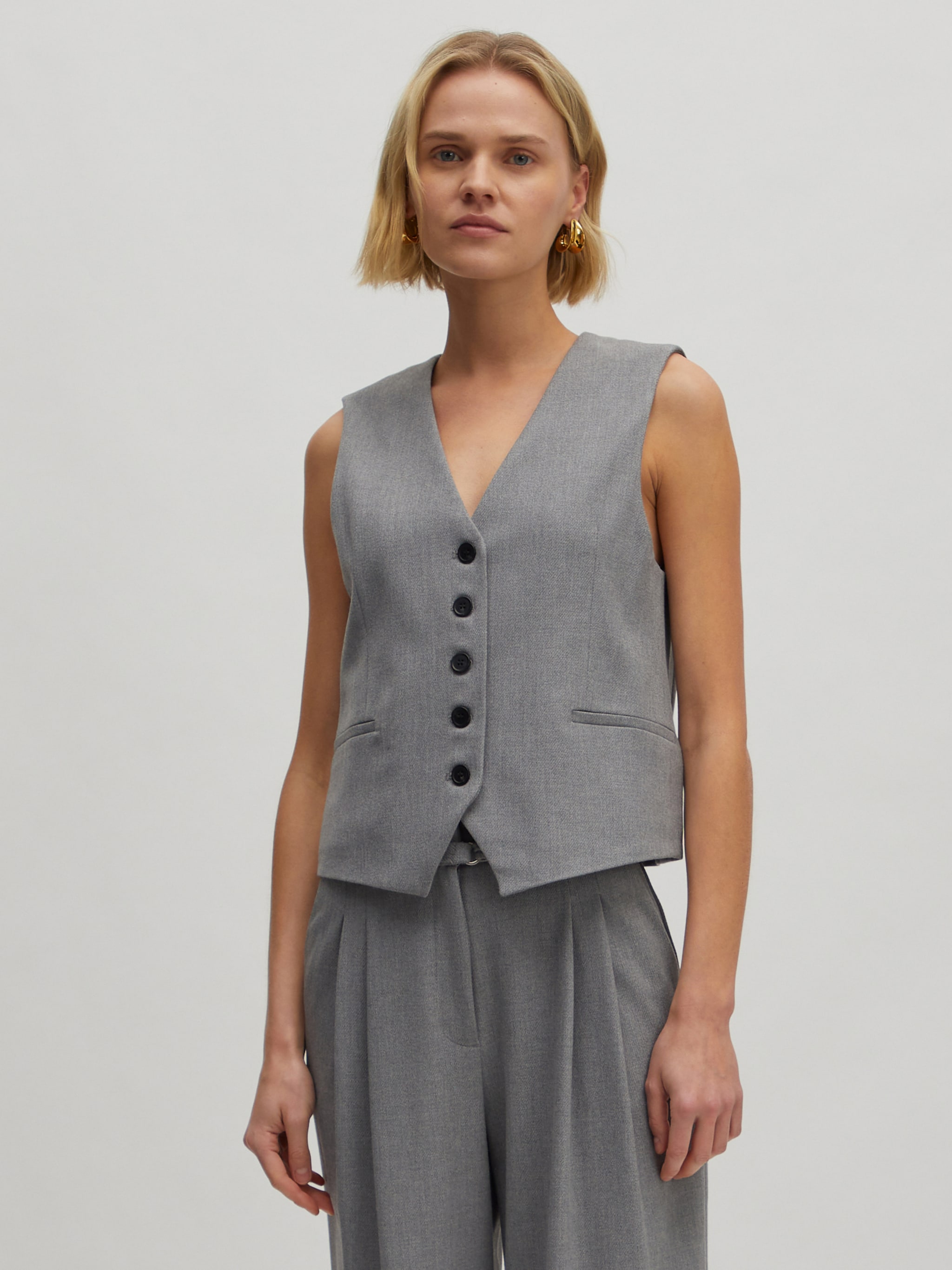 EDITED Produits Gilet de costume 'Nouha' gris