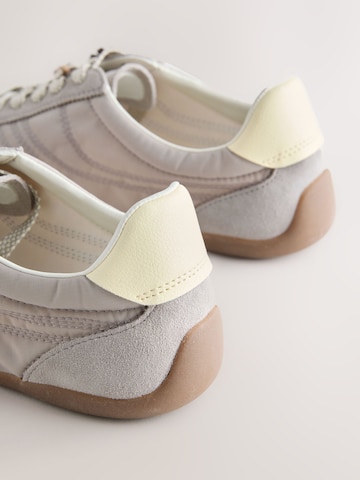 Next Rövid szárú sportcipők - lila