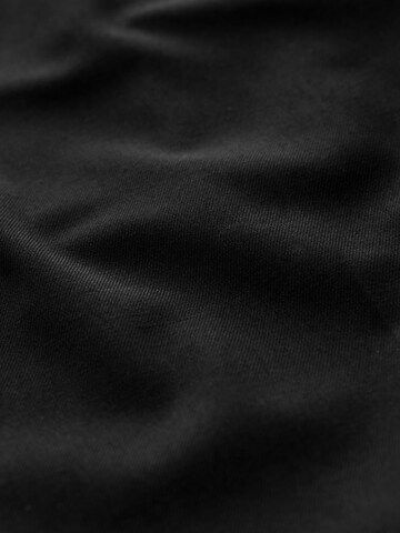Slimfit Pantaloni con piega frontale di Next in nero