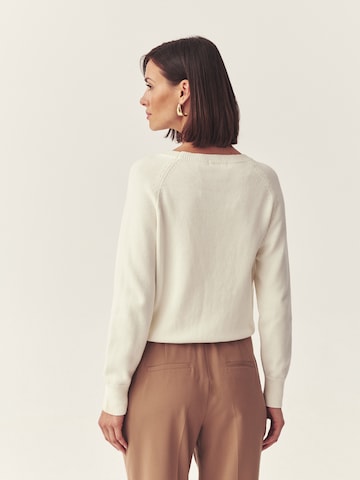 TATUUM Pulover | bela barva