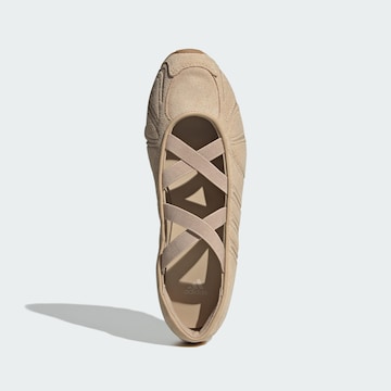 ADIDAS ORIGINALS - Sapatilhas baixas 'Ghost Sprint' em bege