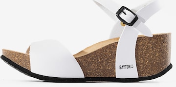 Bayton Sandaal 'Maya', värv valge: eest vaates