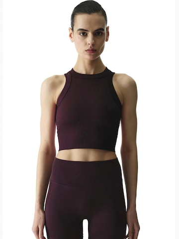 Penti Top 'Tanktops & Camis' w kolorze czerwony