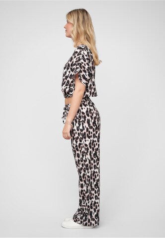 Cloud5ive Leisure suit in Beige