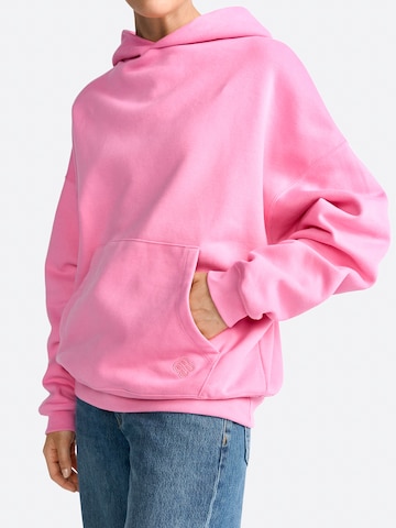 Rich & Royal Sweatshirt in Pink