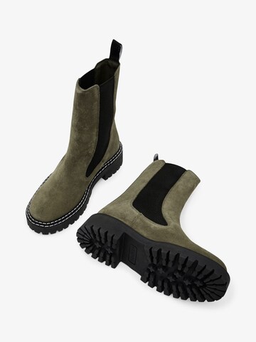 Bianco Chelsea boots 'GUNNA' in Groen