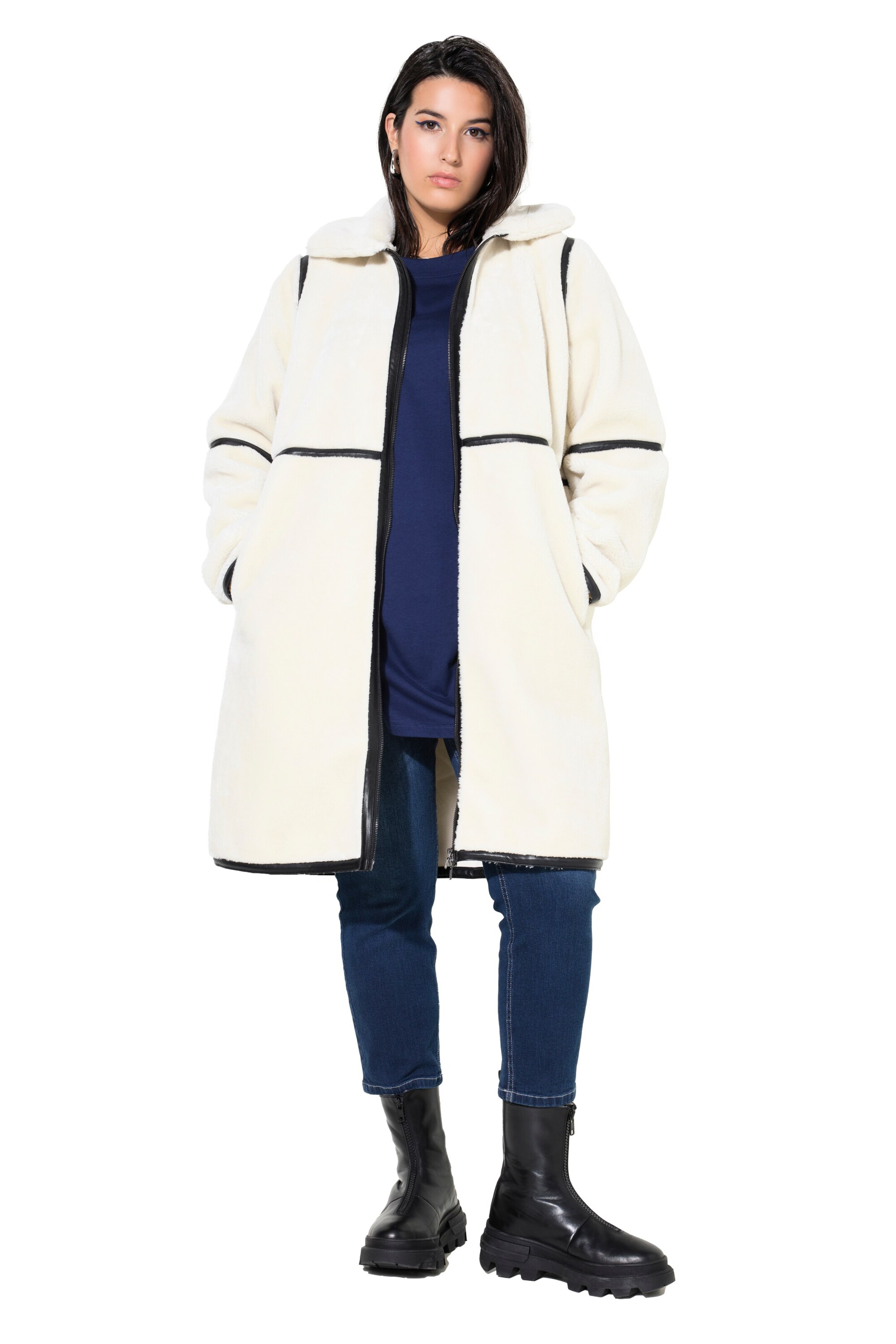 Studio Untold Winterjas in Wit: voorkant