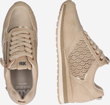 Xti Låg sneaker i beige