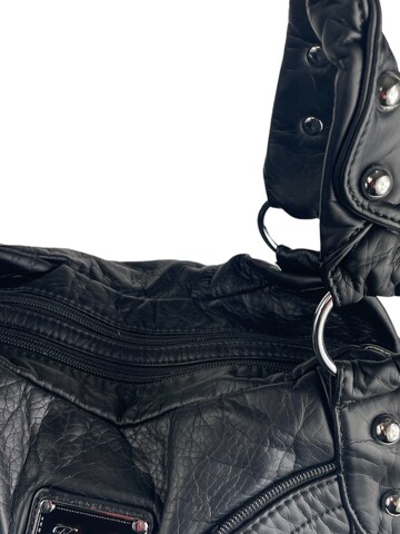 Kumixi Handtasche in Schwarz