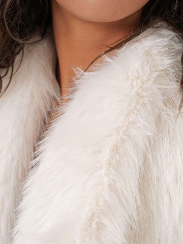 Bigdart Between-seasons coat in White