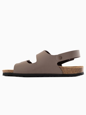 Bayton Sandal in Brown