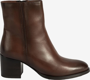 Desa Boots 'Stiefel mit Blockabsatz' in Brown: front