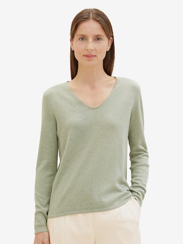 TOM TAILOR Sweater in Green: front