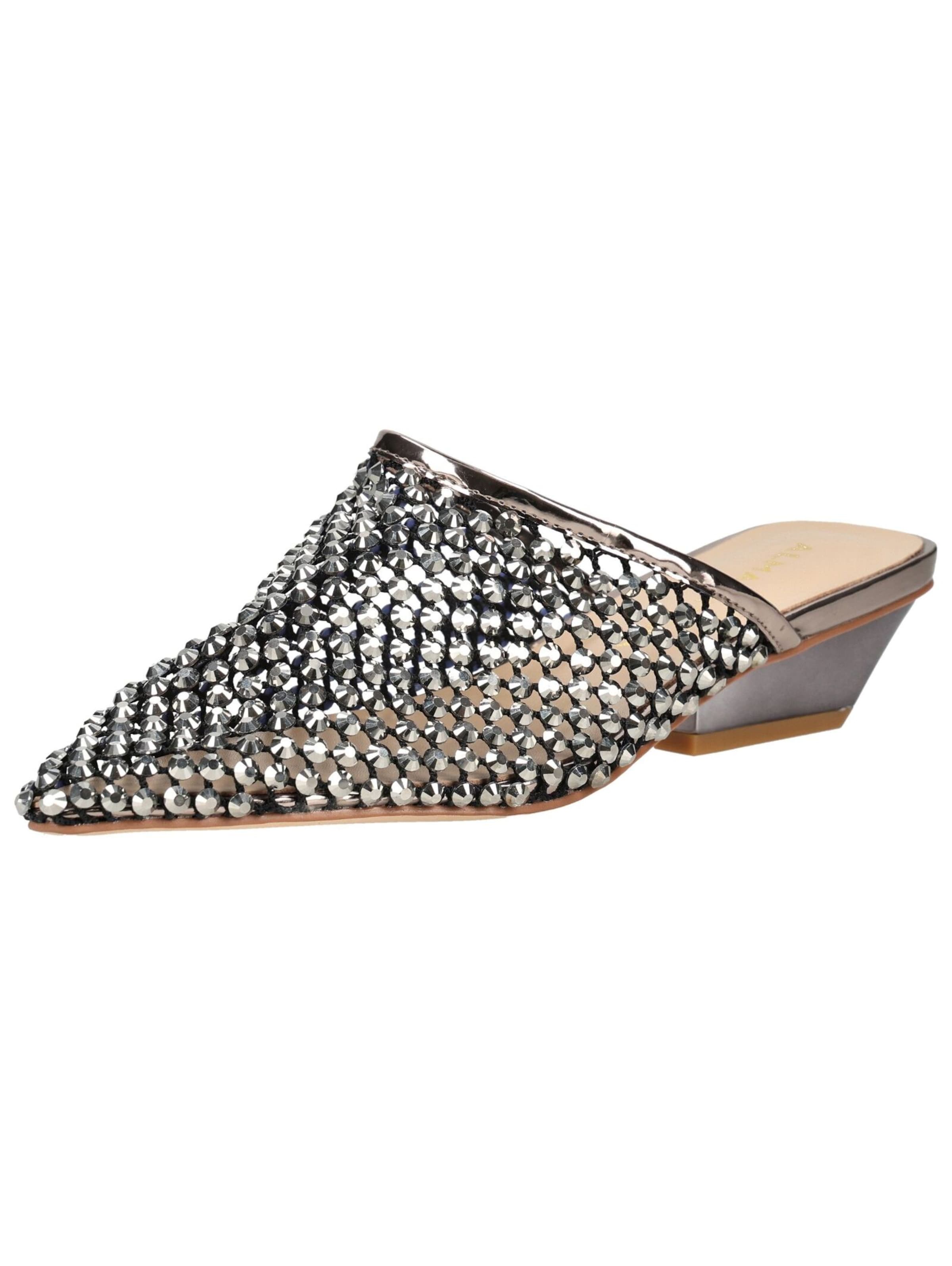 Alma En Pena Mules in Silver: front