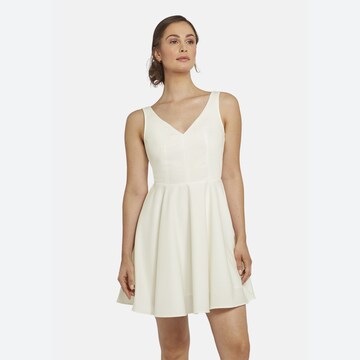 Nicowa Cocktail dress in White