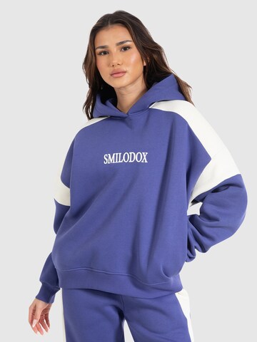 Sweat-shirt 'Malea' Smilodox en bleu : devant