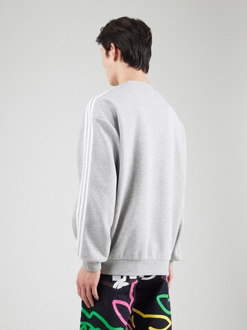 ADIDAS ORIGINALS Sweatshirt 'Adicolor' in Grau