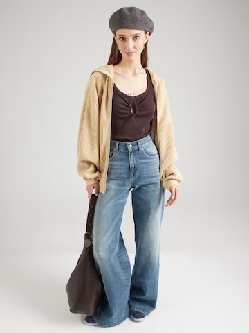 Giacchetta di Monki in beige