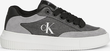 Calvin Klein Jeans Sneaker low in Grau