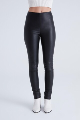 Bigardini Slim fit Leggings 'Mia' in Black: front