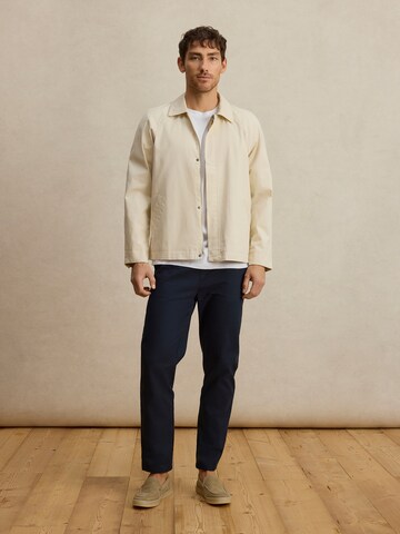 DAN FOX APPAREL Преходно яке 'Dennis' в бяло