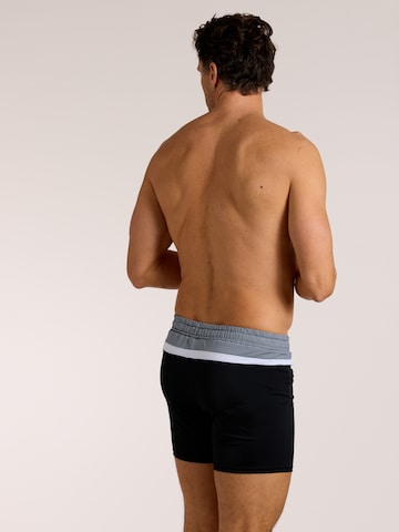 wavebreaker Badehose in Schwarz